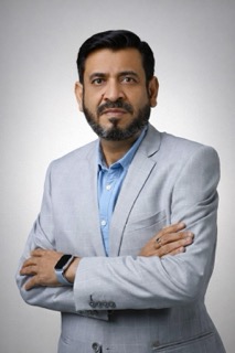 Portrait of Naveen Suri